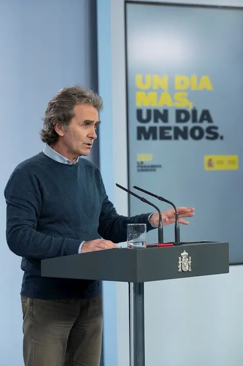 El director del Centro de Coordinaci&oacute;n de Alertas y Emergencias Sanitarias del Ministerio de Sanidad, Fernando Sim&oacute;n, comparece en rueda de prensa 