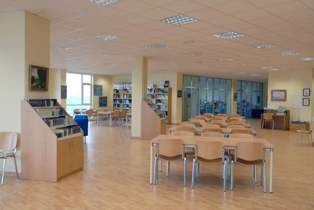 Biblioteca Elena Soriano de Suances
