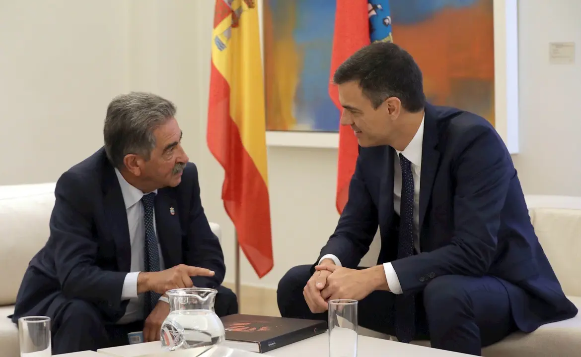 Miguel &Aacute;ngel Revilla y Pedro S&aacute;nchez 