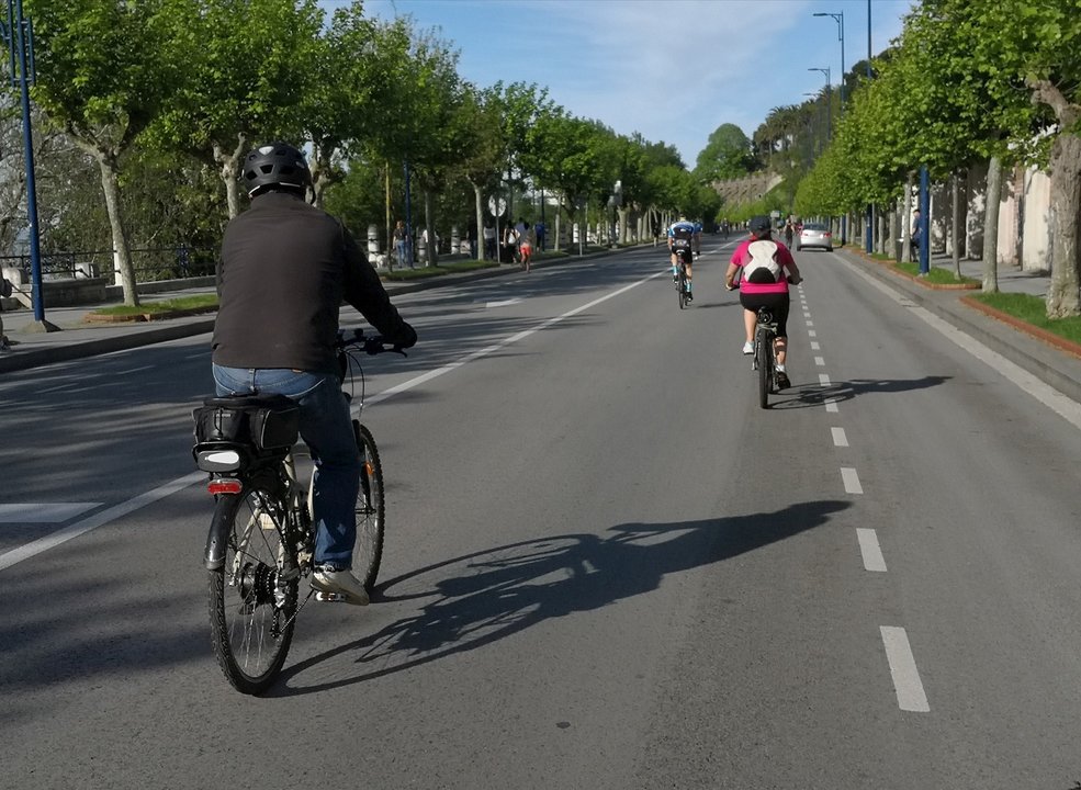 Ciclistas en Santander. Archivo