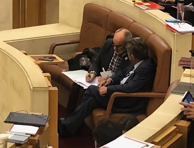 El consejero de Sanidad, Miguel Rodr&iacute;guez, y el presidente de Cantabria, Miguel &Aacute;ngel Revilla 