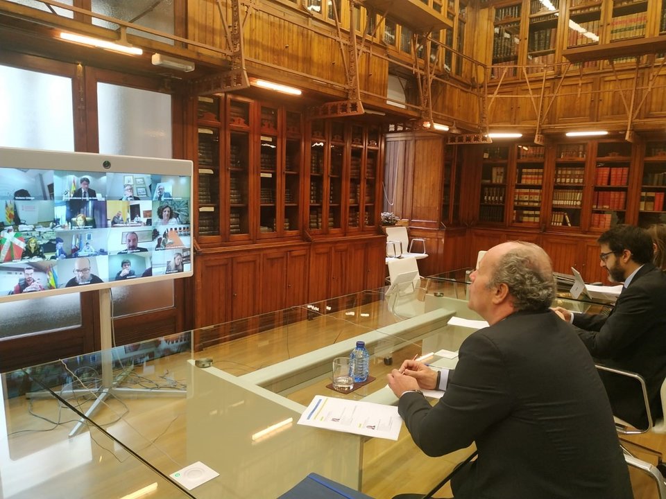 El ministro de Justicia, Juan Carlos Campo, se reúne por videoconferencia con representantes del Consejo General del Estado, Fiscalía General del Estado, Consejo General de la Abogacía Española y Comunidades Autónomas para valorar la crisis del Covid-19