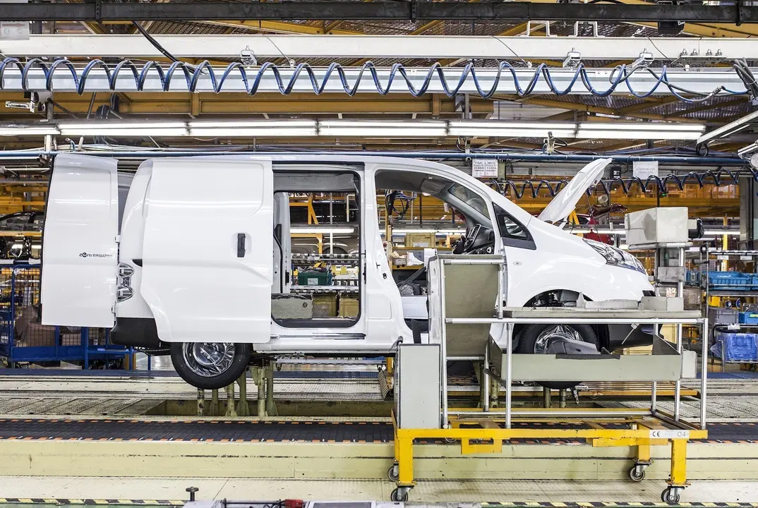 Producci&oacute;n de la e-NV200 en la planta de Nissan en Barcelona