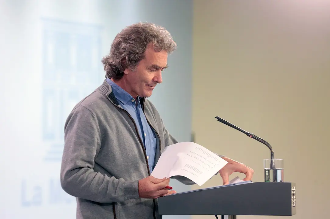 El director del Centro de Coordinaci&oacute;n de Emergencias del Ministerio de Sanidad, Fernando Sim&oacute;n, en una de las comparecencias para actualizar los datos sobre el COVID-19