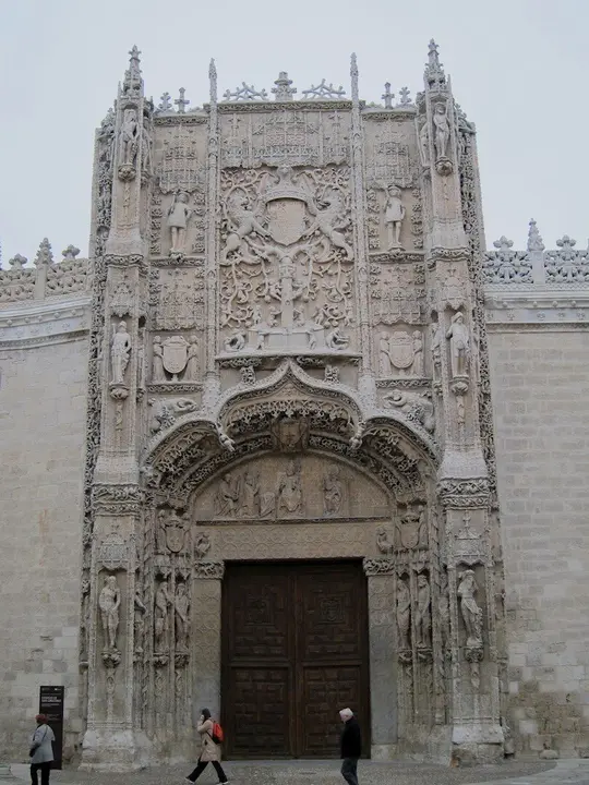 Fachada Del Museo Nacional De Escultura, Con Sede En Valladolid