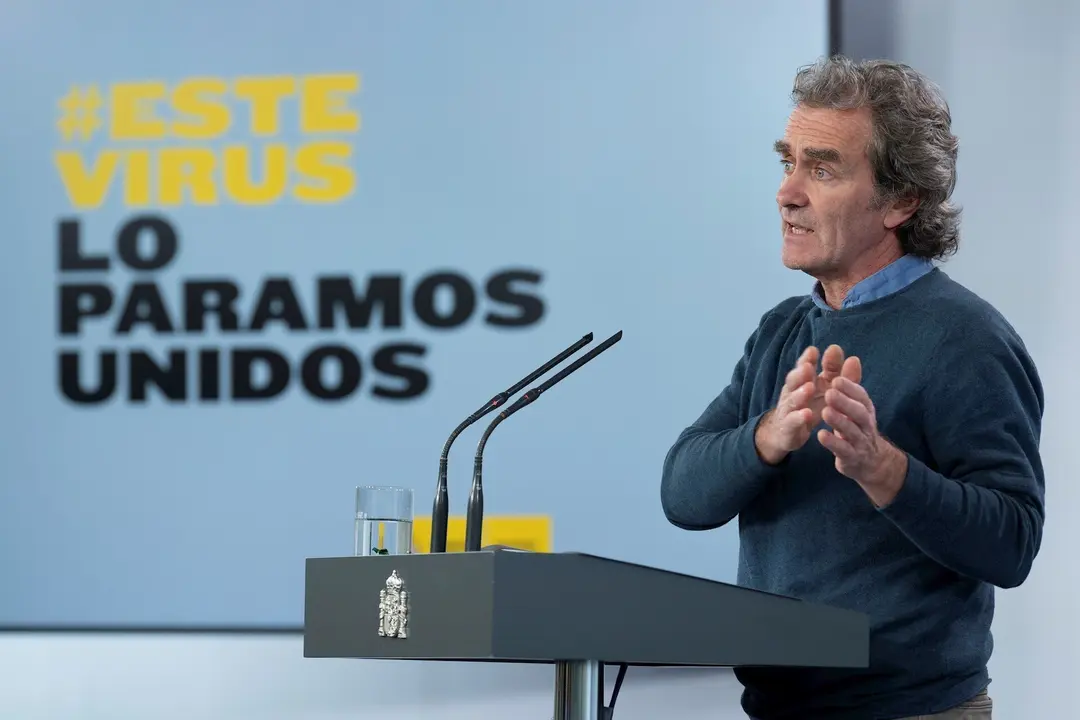 El director del Centro de Coordinaci&oacute;n de Alertas y Emergencias Sanitarias, Fernando Sim&oacute;n, durante la primera rueda de prensa por la tarde tras la reuni&oacute;n del Comit&eacute; de Gesti&oacute;n de la Desescalada, en Madrid (Espa&ntilde;a) a 18 de mayo de 2020.
