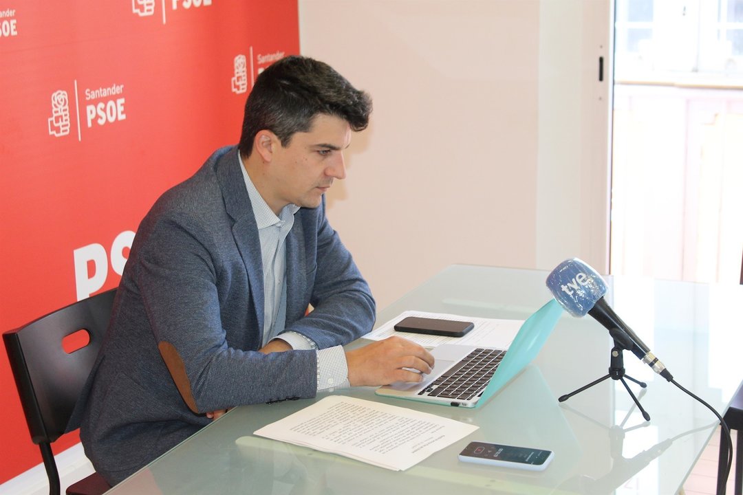 El portavoz del PSOE de Santander, Daniel Fernández