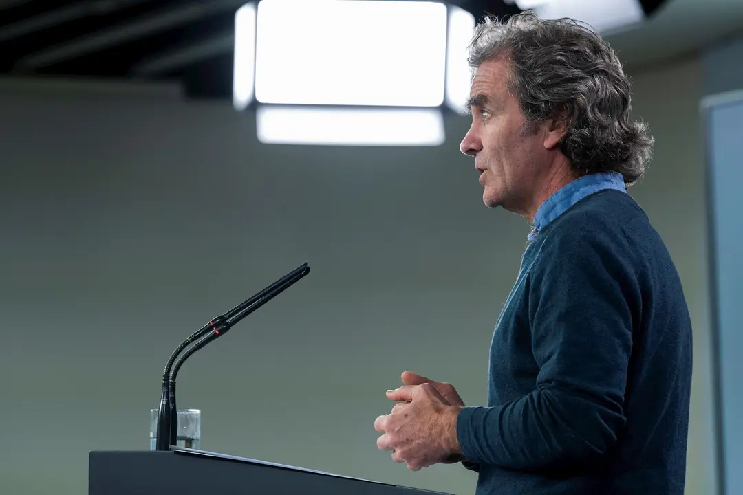 El director del Centro de Coordinaci&oacute;n de Alertas y Emergencias Sanitarias, Fernando Sim&oacute;n, durante la primera rueda de prensa por la tarde tras la reuni&oacute;n del Comit&eacute; de Gesti&oacute;n de la Desescalada, en Madrid (Espa&ntilde;a) a 18 de mayo de 2020.