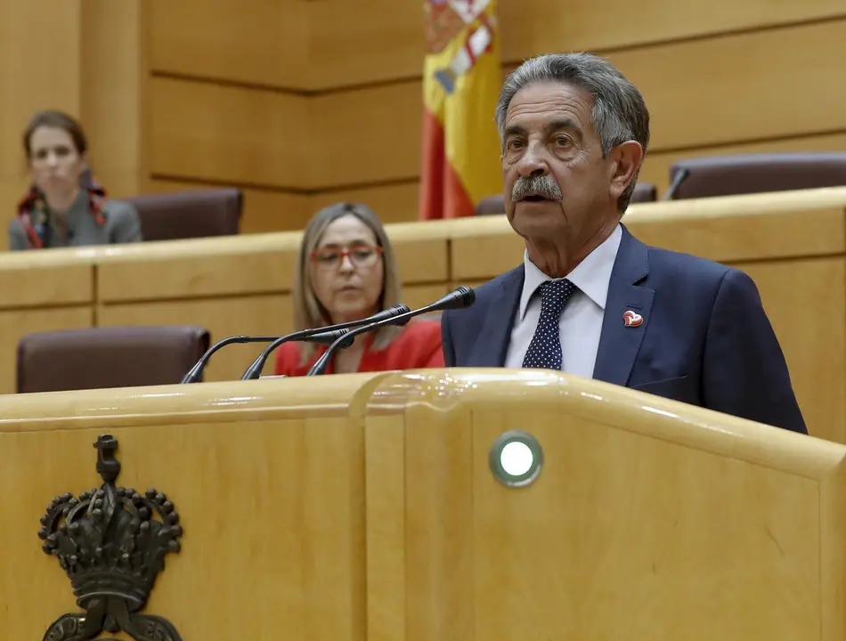 El presidente de Cantabria, Miguel &Aacute;ngel Revilla, 