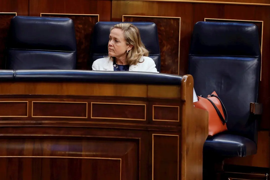 La ministra de Econom&iacute;a, Nadia Calvi&ntilde;o, durante el pleno del Congreso del 20 de mayo de 2020.