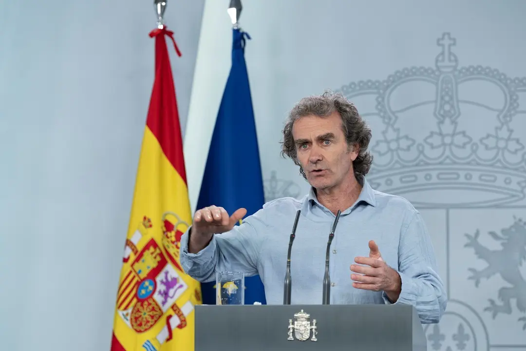 El director del Centro de Coordinaci&oacute;n de Alertas y Emergencias Sanitarias, Fernando Sim&oacute;n, comparece en la rueda de prensa telem&aacute;tica 