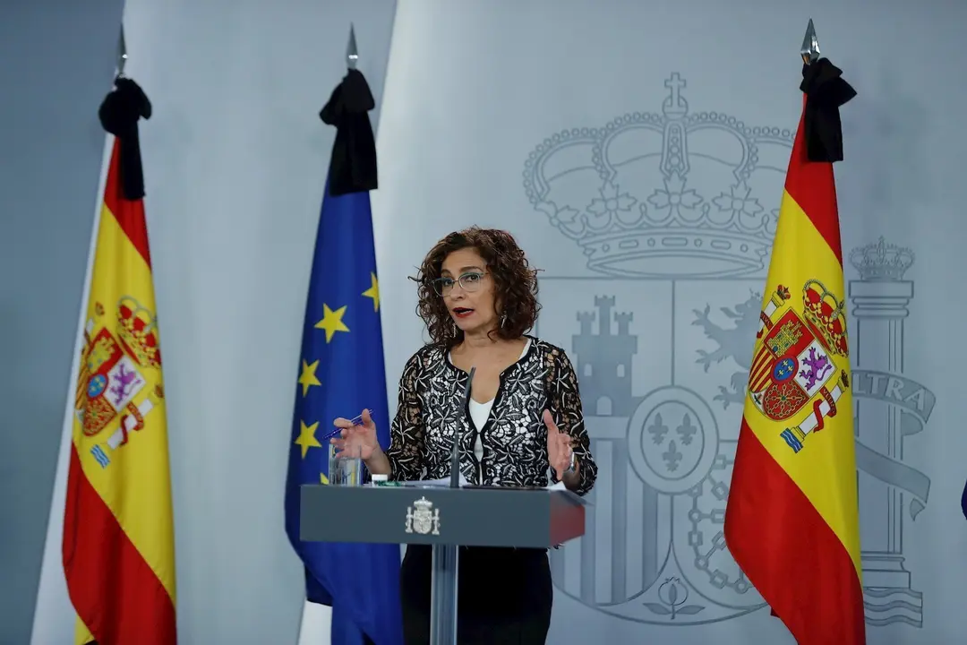 La ministra de Hacienda y portavoz del Gobierno, Mar&iacute;a Jes&uacute;s Montero, ofrece una rueda de prensa tras el Consejo de Ministros celebrado este viernes, que ha aprobado el Ingreso M&iacute;nimo Vital, en Madrid (Espa&ntilde;a), a 29 de mayo de 2020.