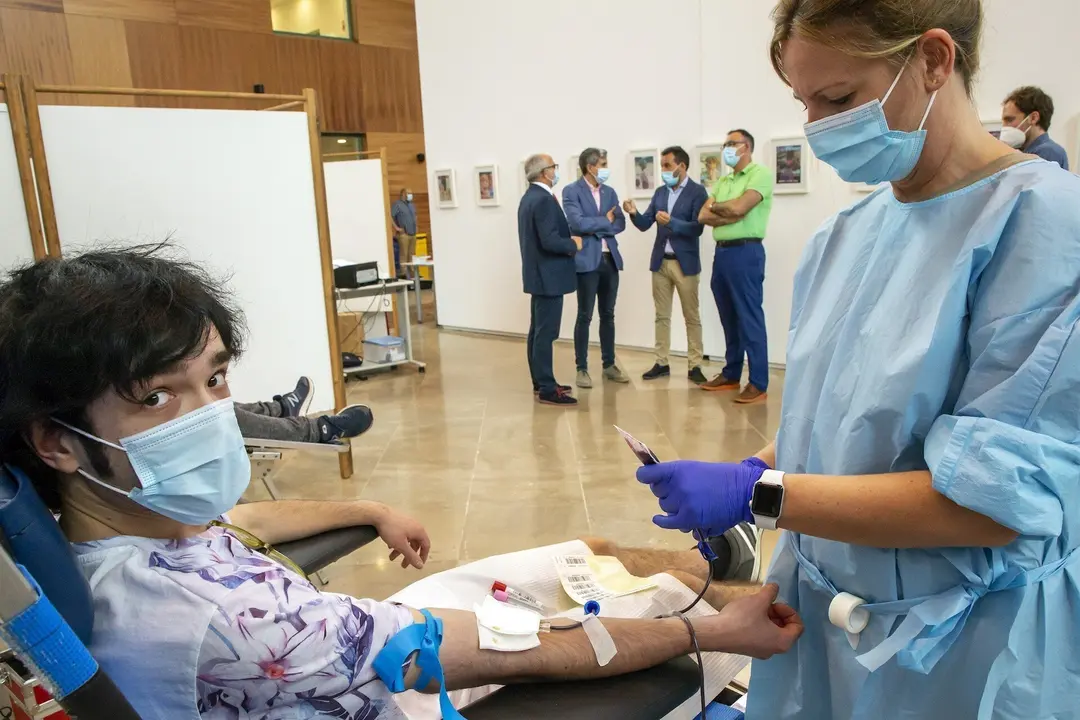Donaci&oacute;n de sangre en la Biblioteca Central de Cantabria