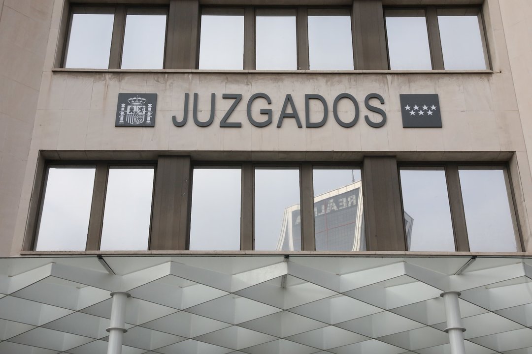 Entrada de los Juzgados de Plaza de Castilla.