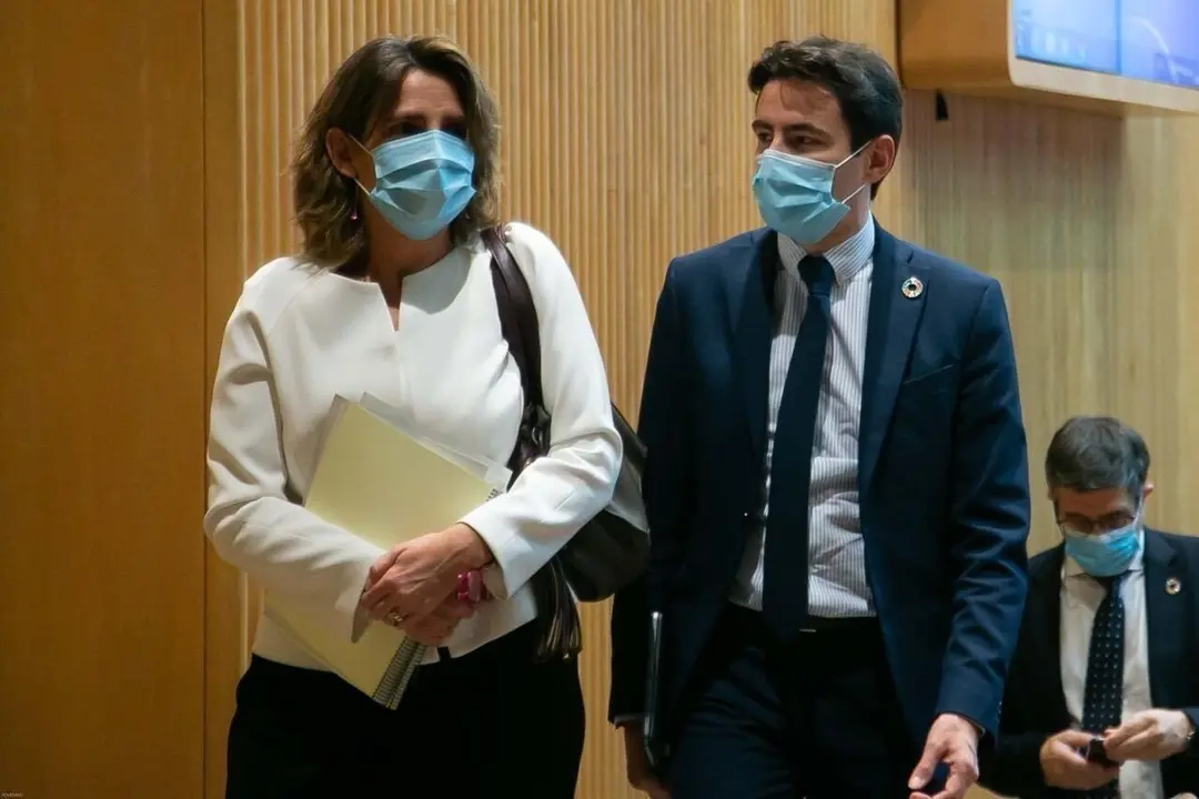 Pedro Casares con la ministra Teresa Ribera