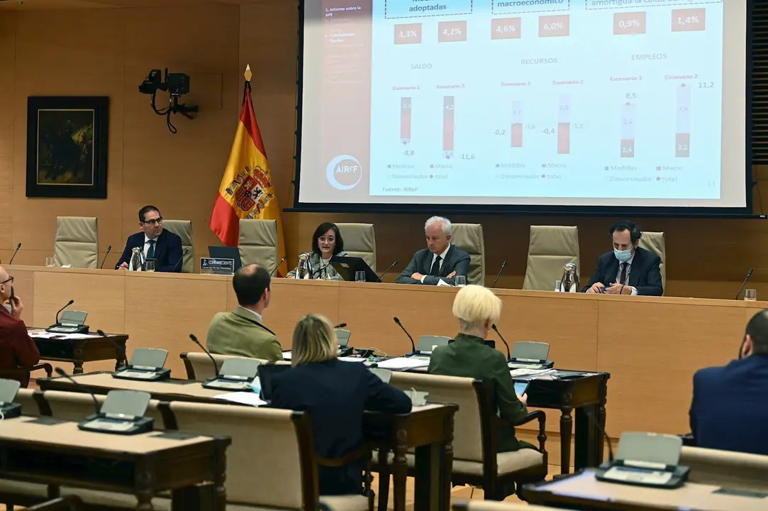 La presidenta de la Autoridad Independiente de Responsabilidad Fiscal (AIReF), Cristina Herrero, durante su comparecencia en la Comisi&oacute;n de Hacienda del Congreso