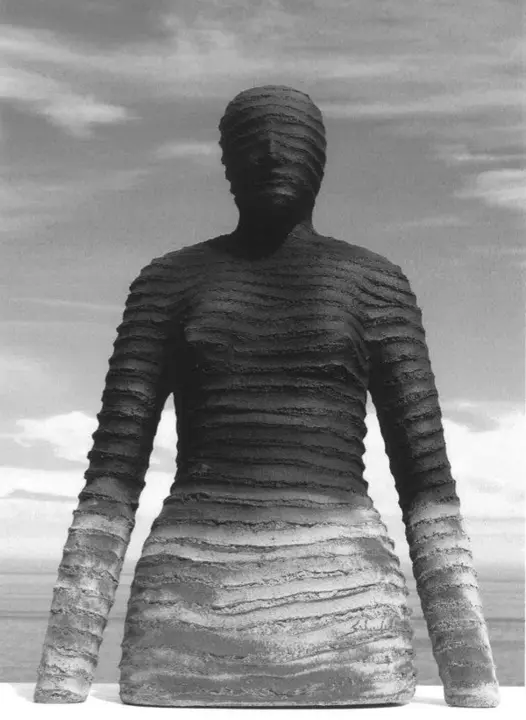 Una de las esculturas donadas de Mar&iacute;a Antonia S&aacute;nchez Escalona