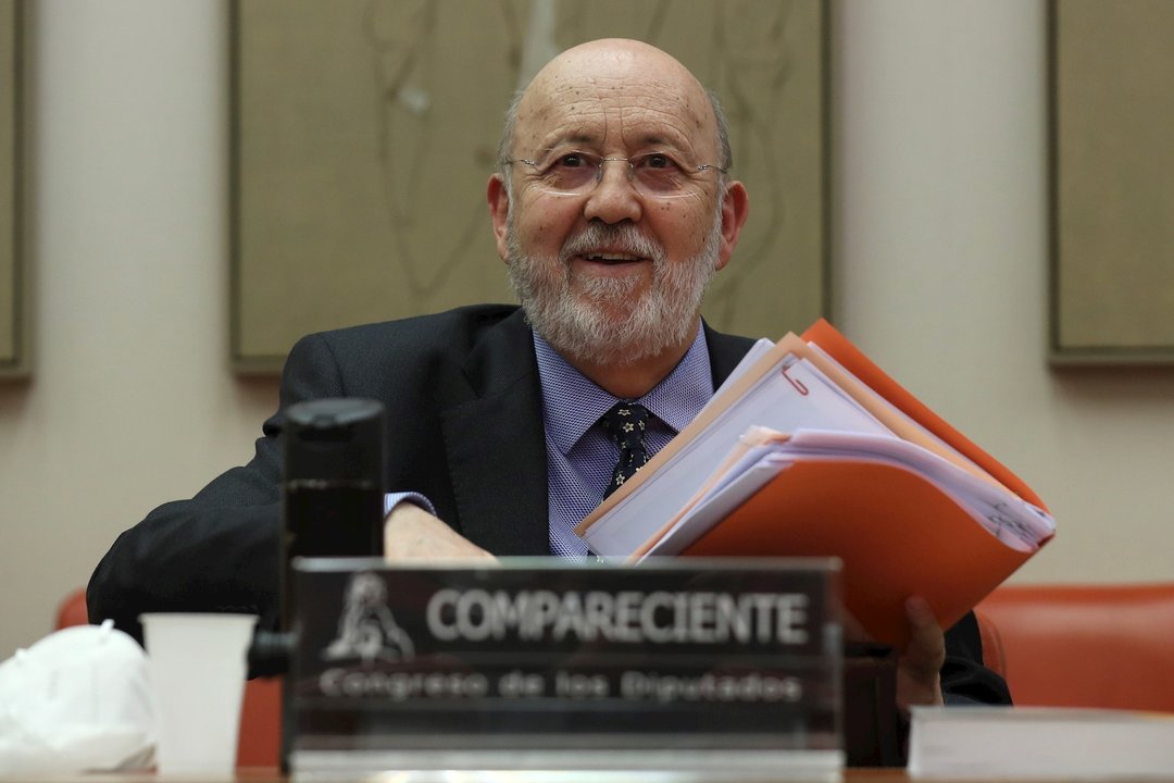 El presidente del Centro de Investigaciones Sociológicas, José Felix Tezános, el Congreso de los Diputados