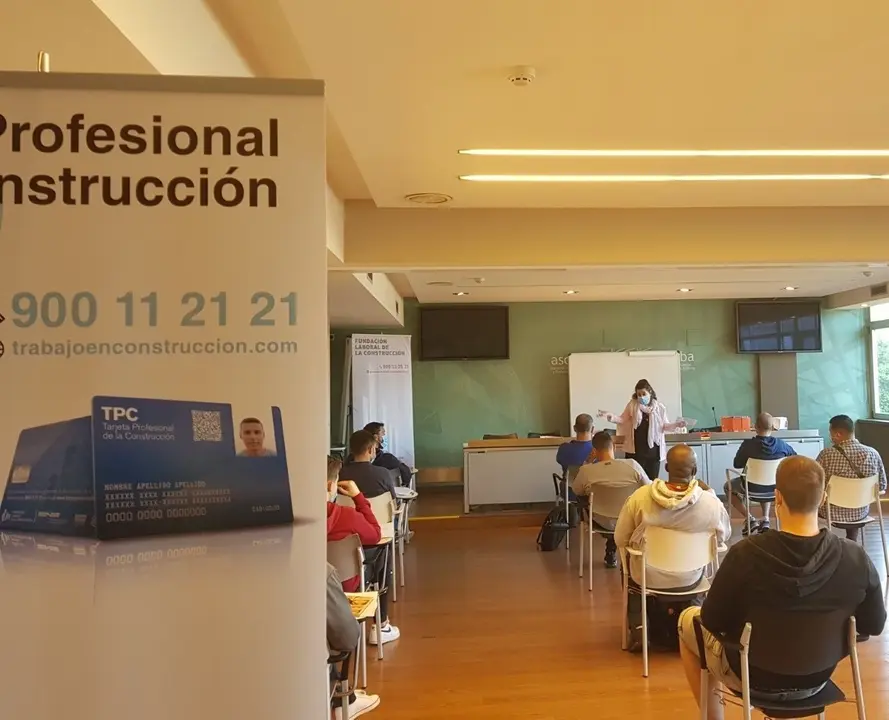 Clase en la Fundaci&oacute;n Laboral de la Construcci&oacute;n