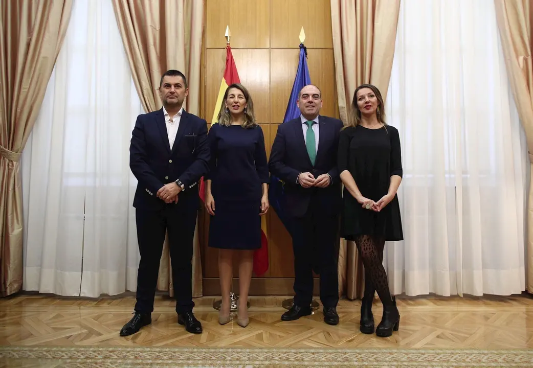 Los representantes de UPTA, ATA y Uatae con la ministra de Trabajo y Econom&iacute;a Social, Yolanda D&iacute;az