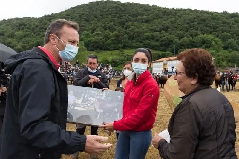 83292821_10158630434465663_7413478767385172211_n