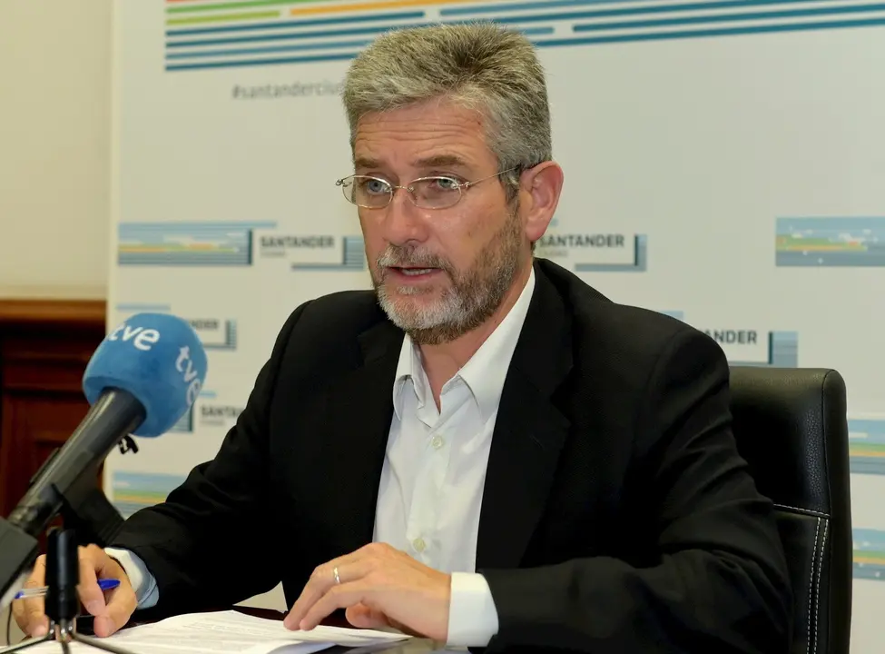 El portavoz del equipo de Gobierno de Santander, Javier Ceruti