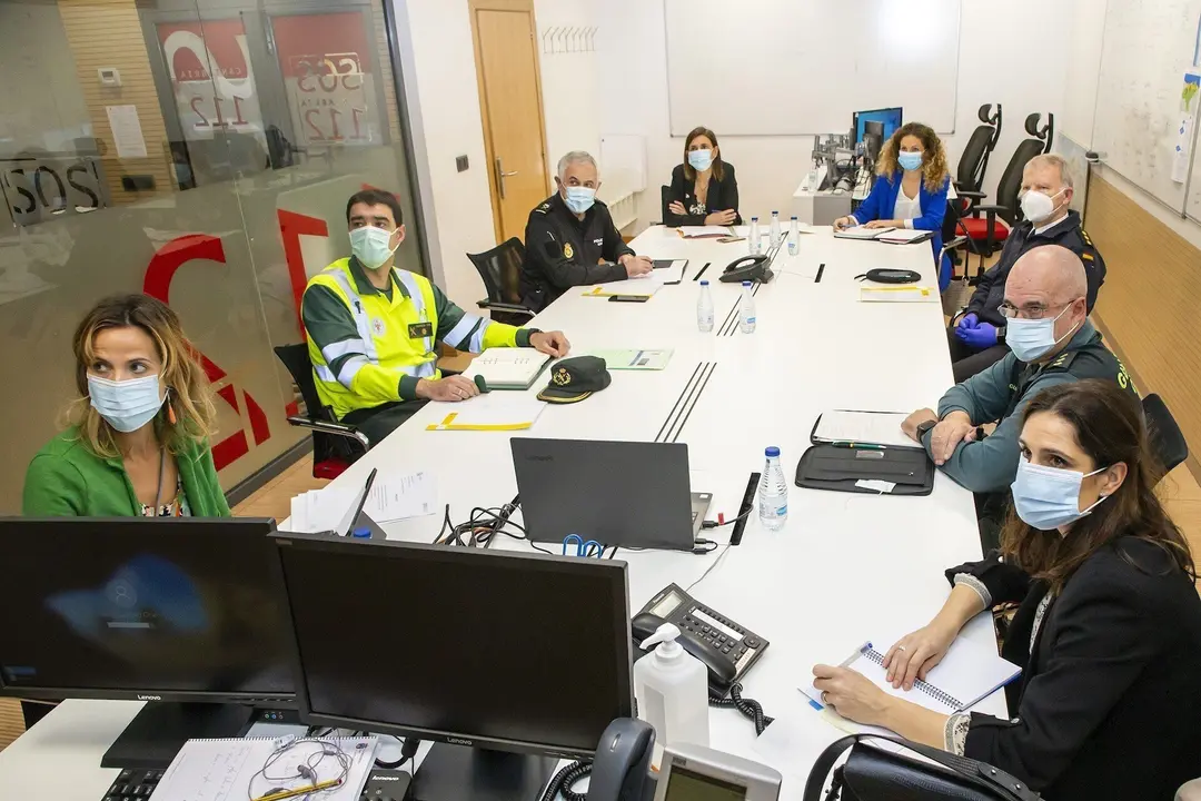 Coronavirus.- Bomberos de Cantabria se suman a la limpieza en residencias de mayores