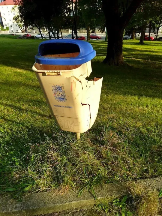 Papeleras Parque Doctor Morales