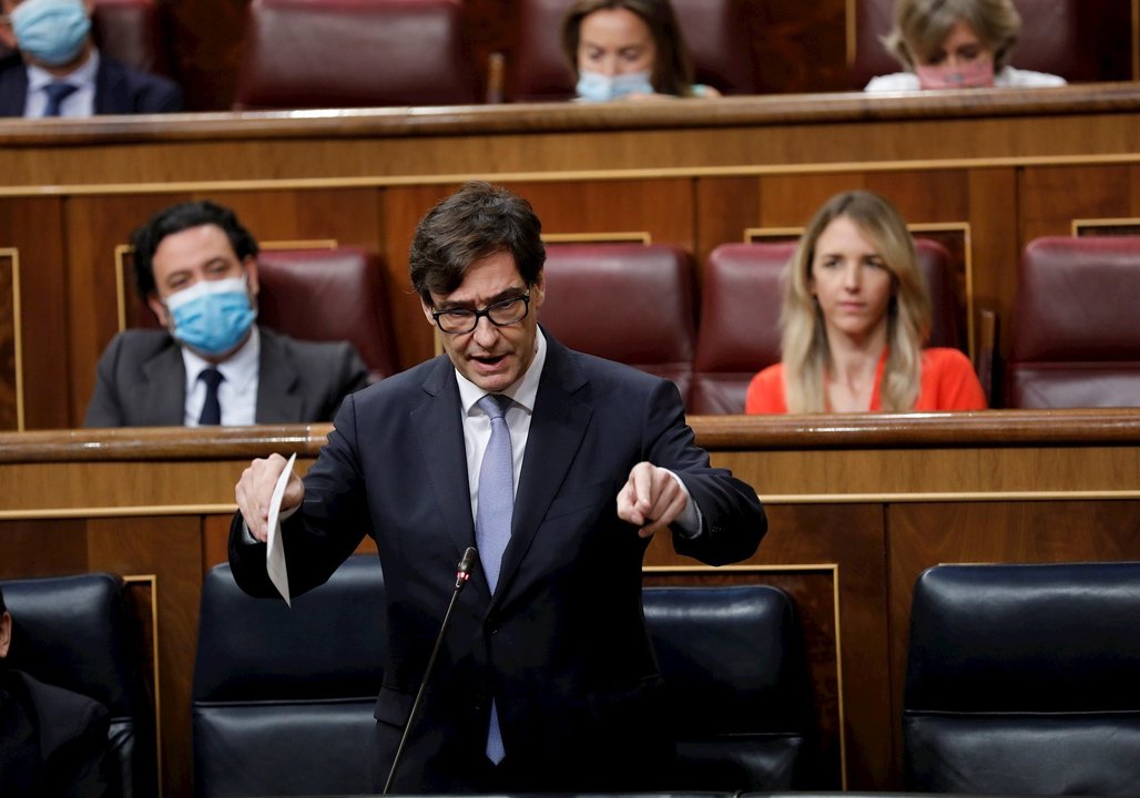 El ministro de Sanidad, Salvador Illa, responde a una pregunta durante la primera sesión de control al Gobierno en el Congreso de los Diputados tras el estado de alarma, en Madrid (España), a 24 de junio de 2020.