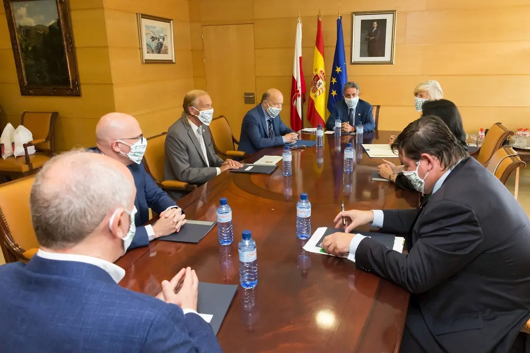 Reuni&oacute;n Sidenor Cantur