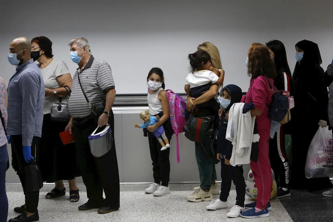 Viajeros en el aeropuerto de Beirut