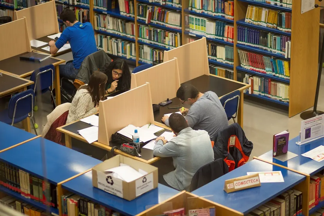 Biblioteca UC