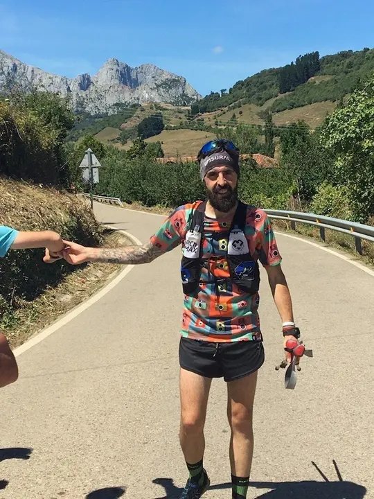 Roberto Rebollo, durante su carrera solidaria para ayudar en la investigaci&oacute;n del Crohn