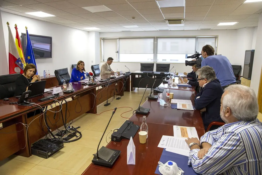 Reuni&oacute;n consejera de Presidencia sobre proyecto