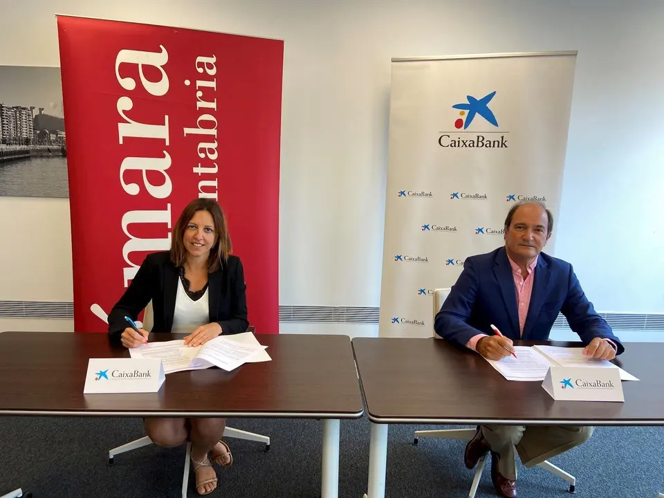 Firma acuerdo Caixabank-C&aacute;mara de Comercio de Cantabria