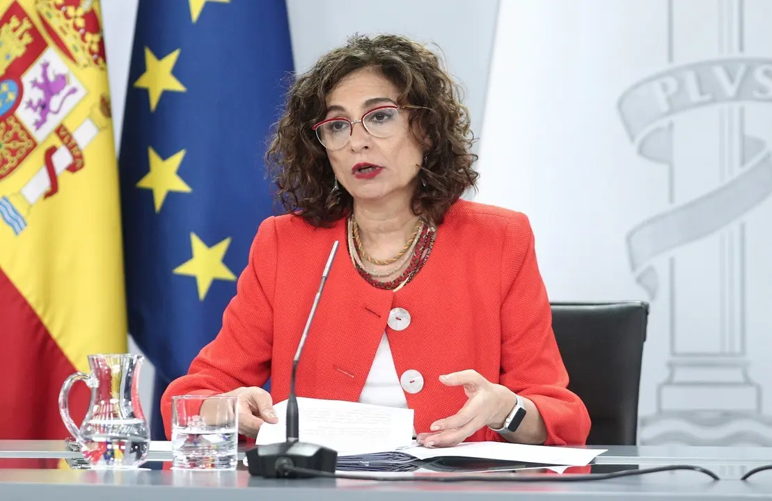 La ministra portavoz y de Hacienda, Mar&iacute;a Jes&uacute;s Montero, durante su intervenci&oacute;n en la rueda de prensa posterior al Consejo de Ministros en Moncloa, en Madrid (Espa&ntilde;a), a 7 de julio de 2020.