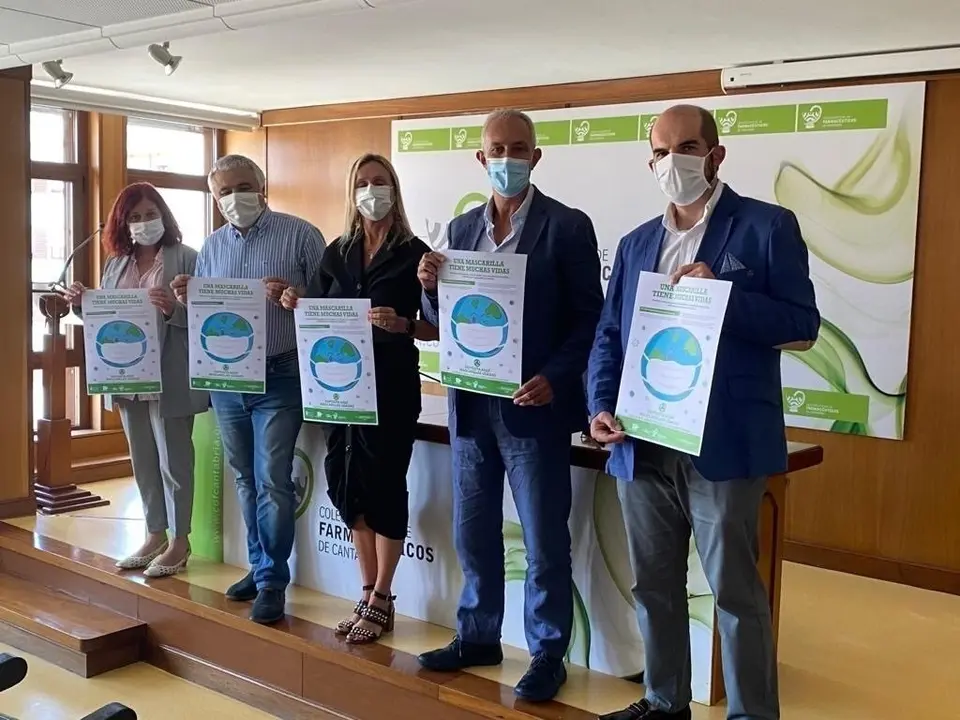 El Colegio Oficial de Farmac&eacute;uticos impulsa una campa&ntilde;a de recogida de mascarillas usadas en las farmacias de Cantabria