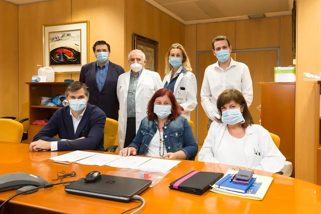 La Gerente Del SCS, Celia G&oacute;mez, Asiste Al Acto De Recepci&oacute;n Del Segundo Robot Da Vinci Con Finalidad Asistencial.