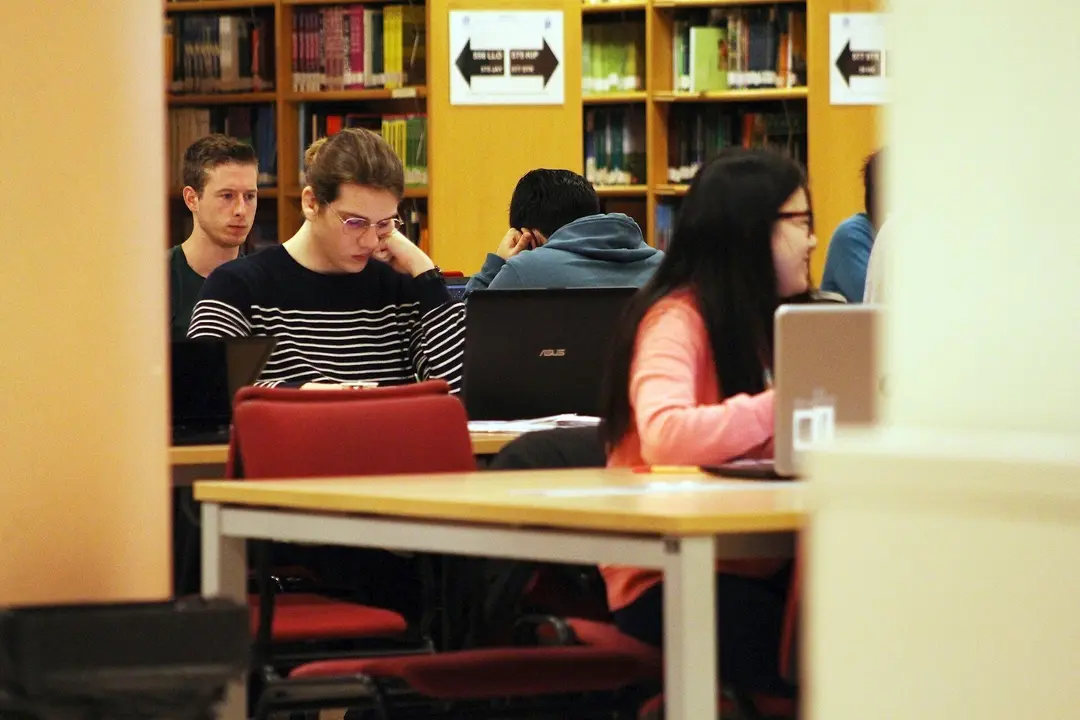 Estudiantes en la Universidad de Ja&eacute;n.