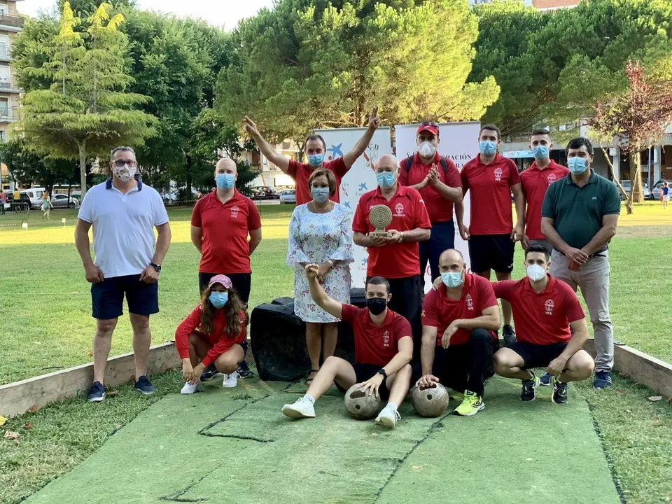 Integrantes de la Sociedad Bol&iacute;stica Las C&aacute;rcobas de Laredo