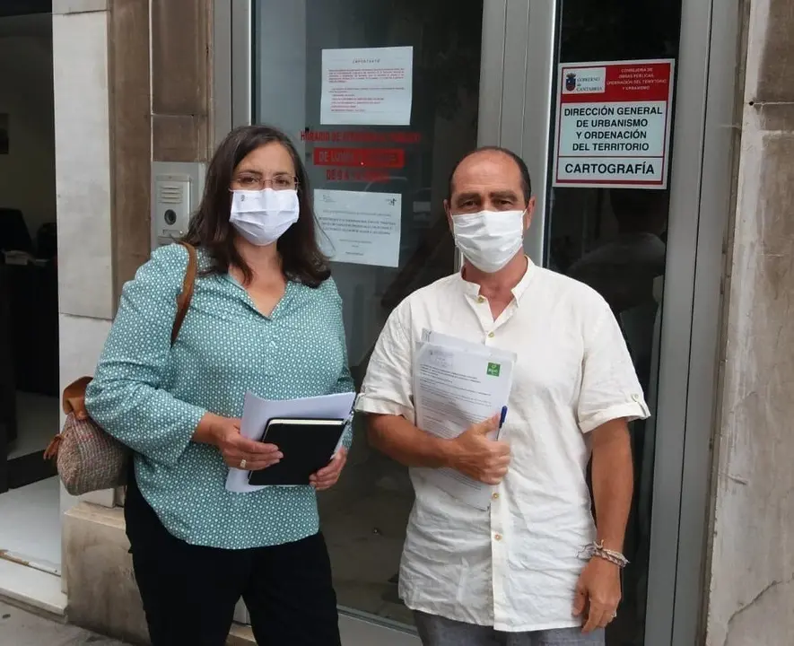 Lola P&oacute;liz y Gabriel Moreno