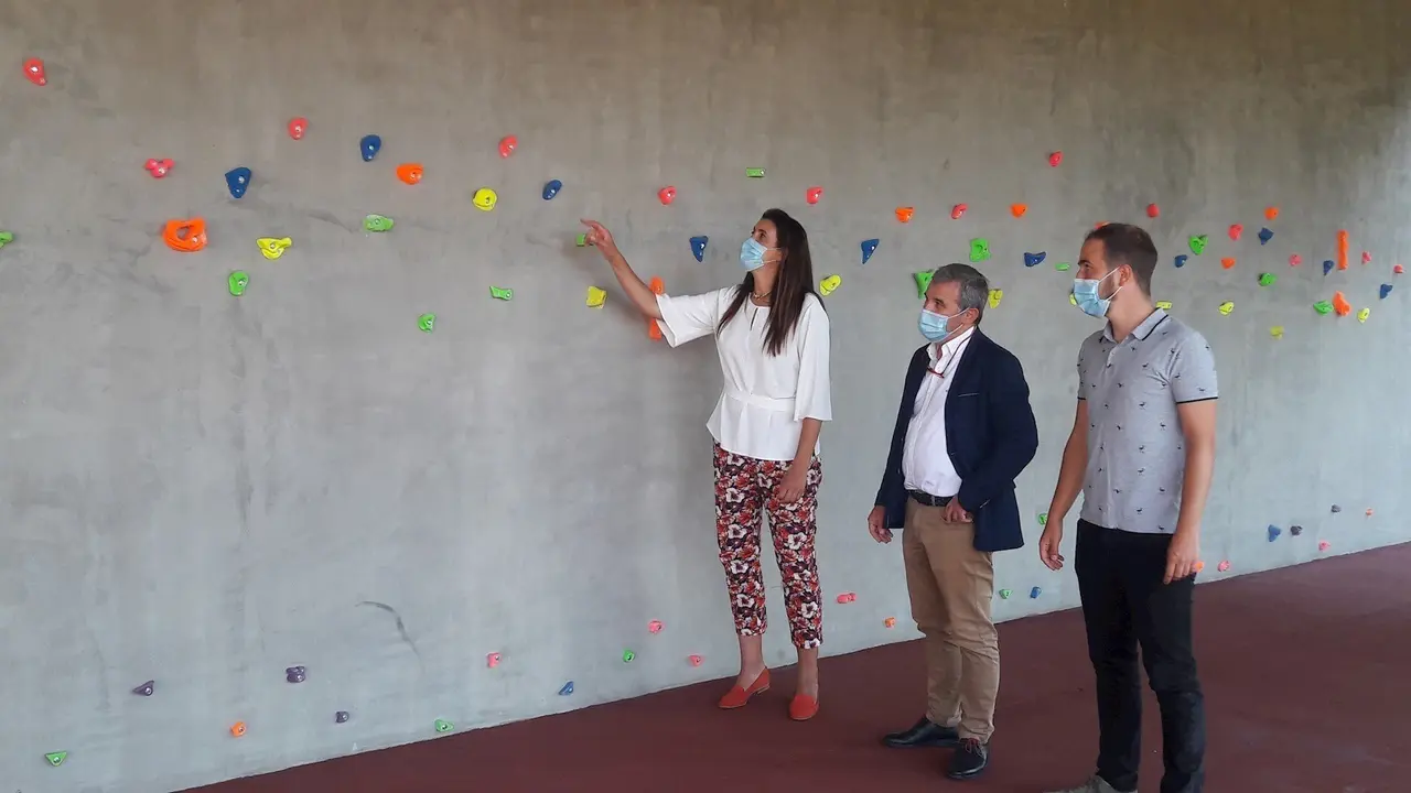 Nuevo roc&oacute;dromo en el polideportivo de Soto de la Marina