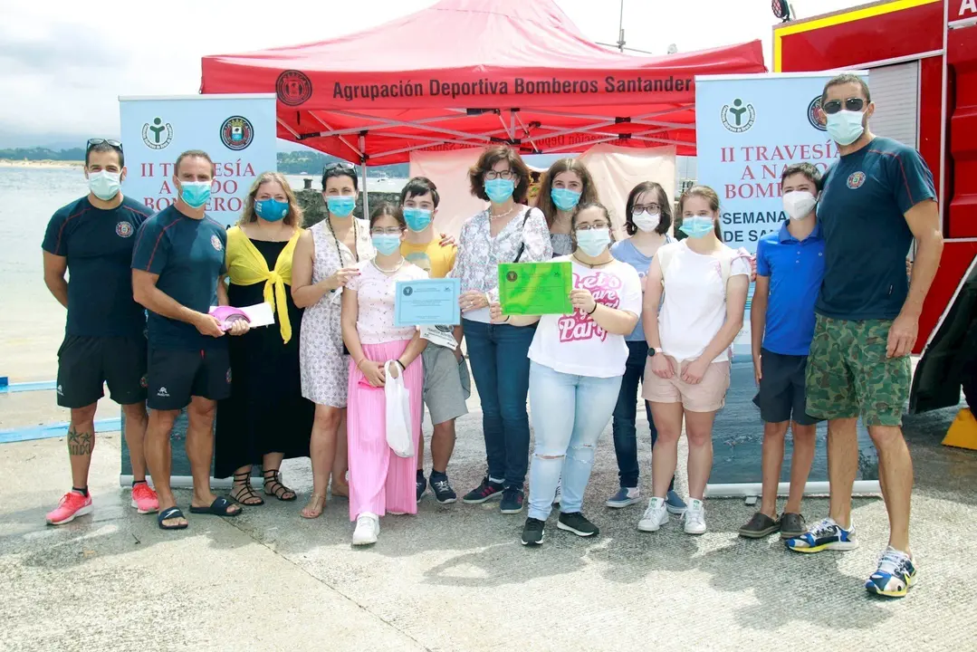 II Traves&iacute;a a nado