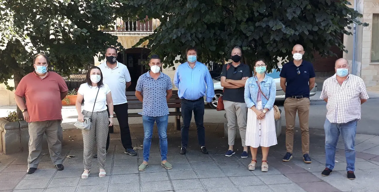 Reuni&oacute;n de alcaldes pasiegos sobre la V&iacute;a Verde del Pas
