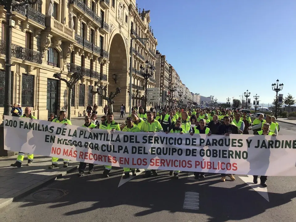 Manifestaci&oacute;n de trabajadores de Parques y Jardines de Santander