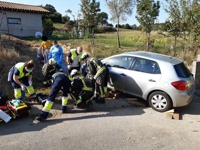 Bomberos del 112 rescatan al hombre