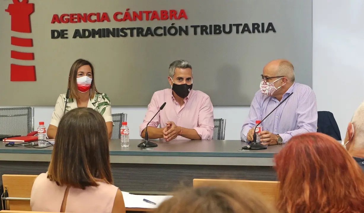 El vicepresidente, Pablo Zuloaga, dirige el grupo de trabajo sobre proyectos en materia sanitaria para el Fondo de Recuperaci&oacute;n de la Uni&oacute;n Europea