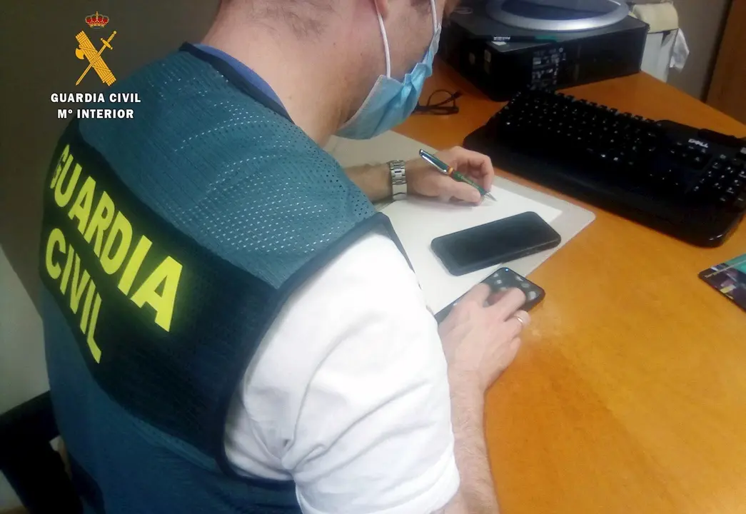 Nota De Prensa La Guardia Civil Detiene A Tres Personas Por Denuncia Falsa Y Estafa