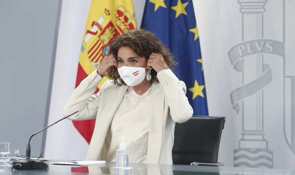 La ministra portavoz y de Hacienda, Mar&iacute;a Jes&uacute;s Montero, en la rueda de prensa posterior al Consejo de Ministros