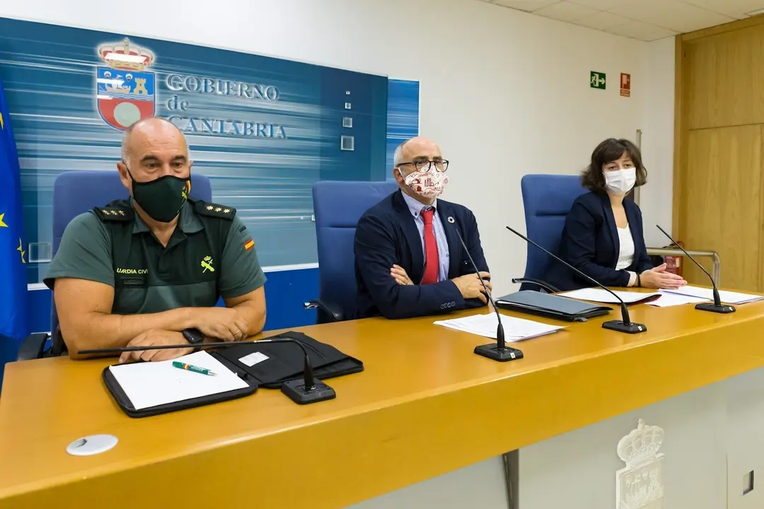 Rueda de prensa del consejero de Sanidad, Miguel Rodr&iacute;guez